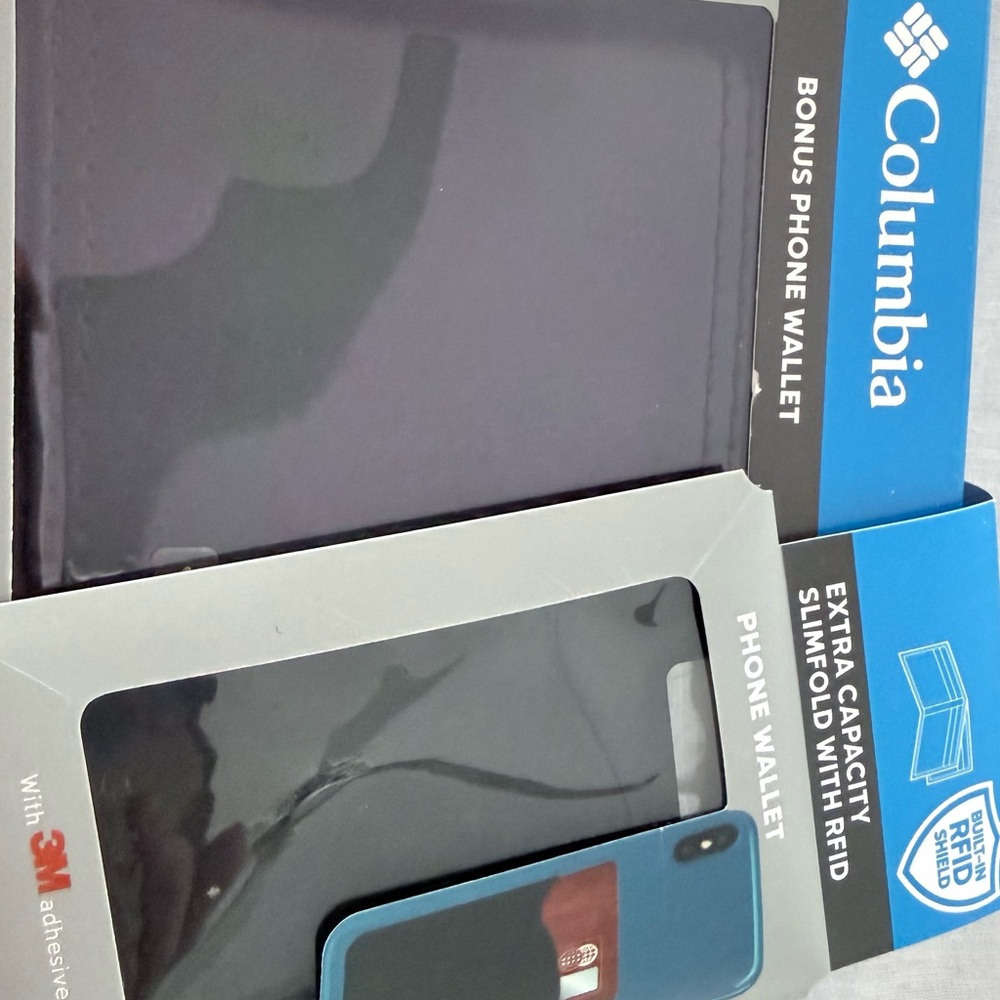 Columbia Black Phone Wallet with RFID Protection